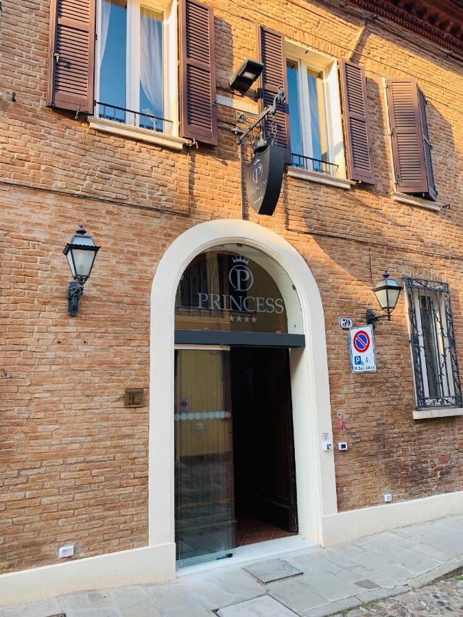 Princess Art Hotel Ferrara Buitenkant foto