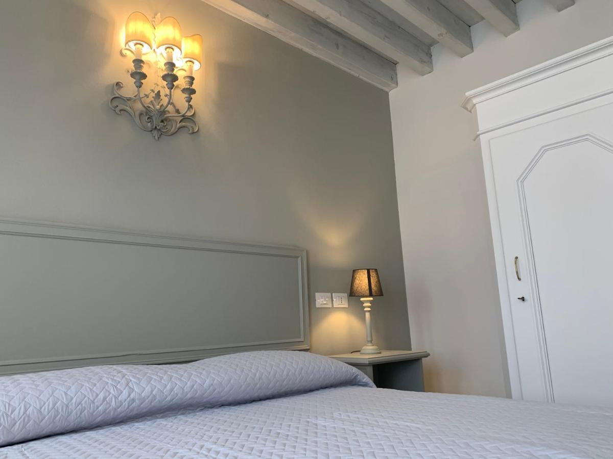 Princess Art Hotel Ferrara Buitenkant foto