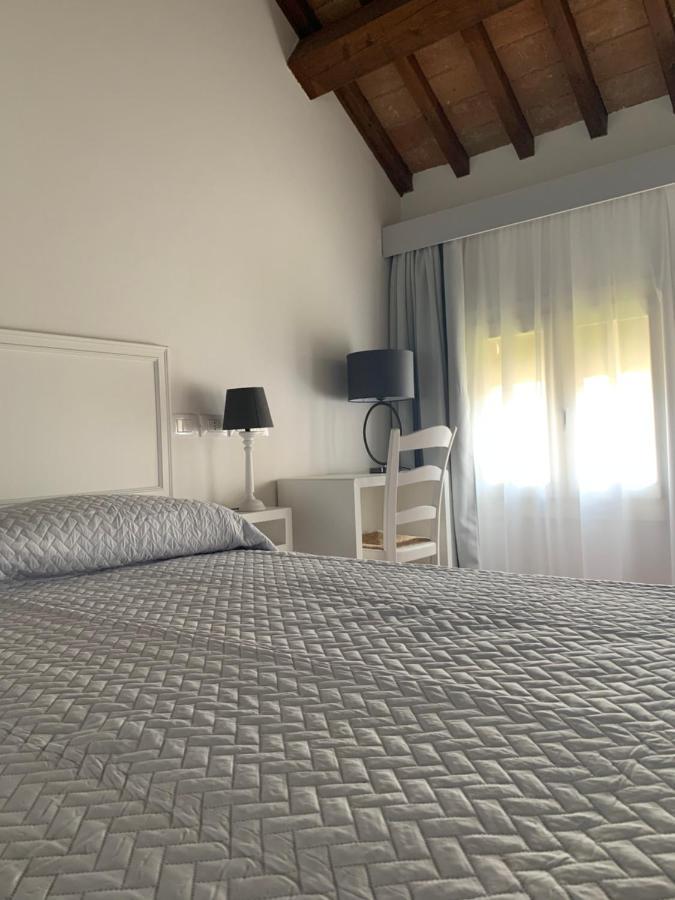 Princess Art Hotel Ferrara Buitenkant foto