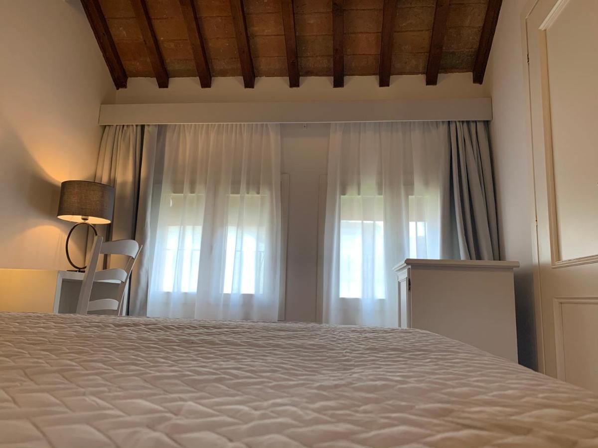Princess Art Hotel Ferrara Buitenkant foto