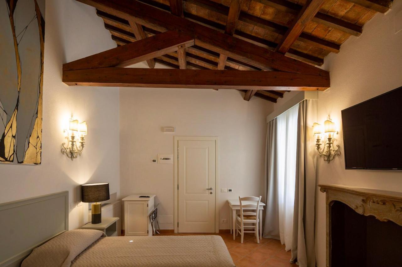 Princess Art Hotel Ferrara Buitenkant foto